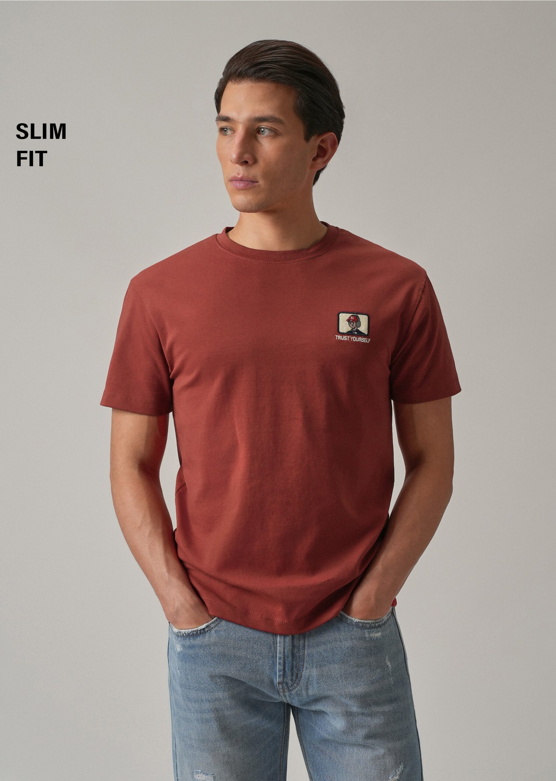 Red_Printed_Slim_Fit_T-Shirt_1-scaled-1.jpg Red Printed Slim Fit Cotton T Shirt - Image 1